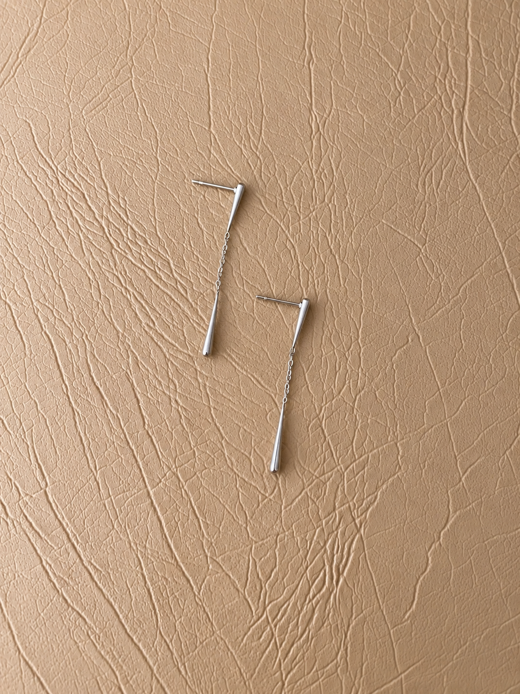 Linear Drop Earrings - ARE08