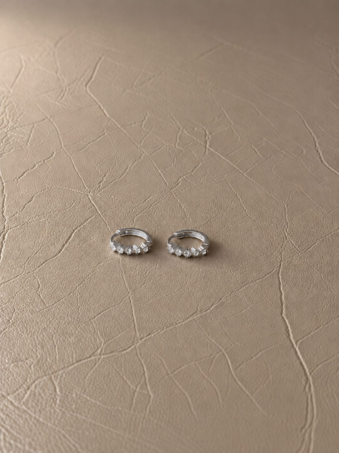 Facet Huggie Earrings - EIR09