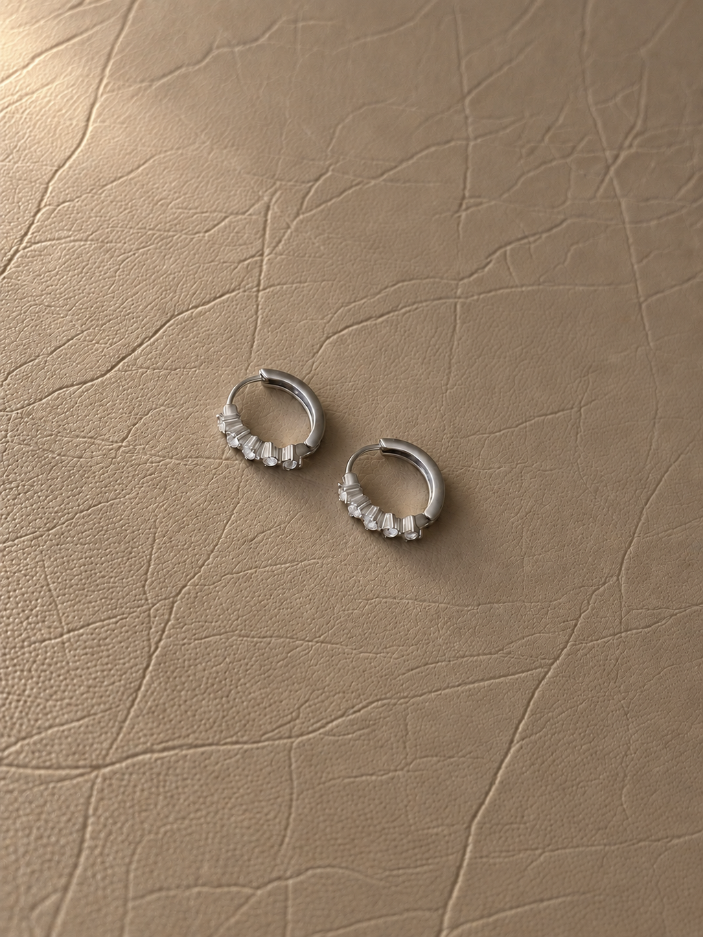 Facet Huggie Earrings - EIR09