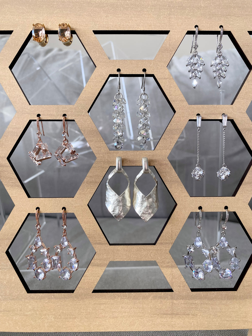 Display 06
