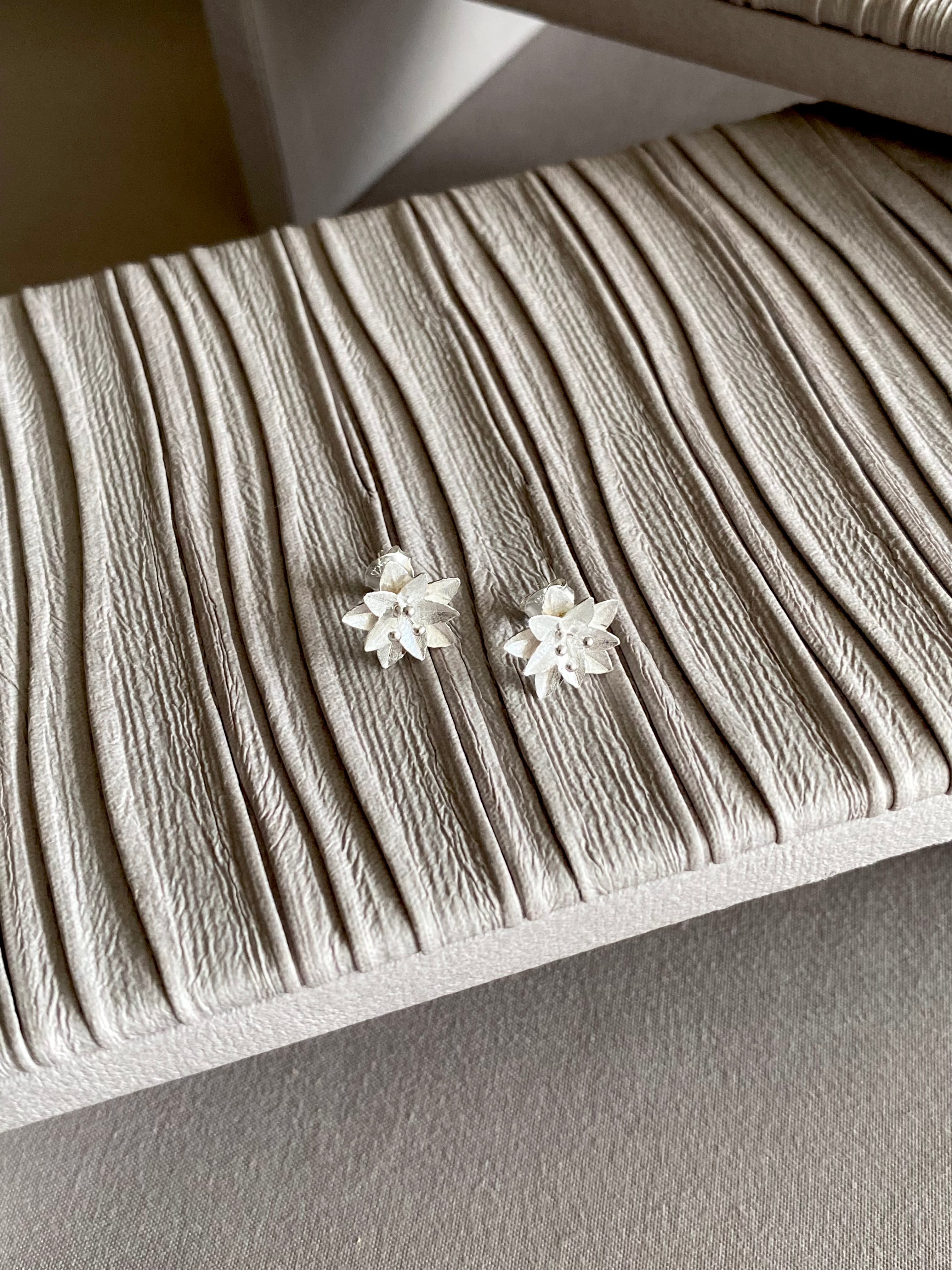 Cluster Flower Stud Earrings