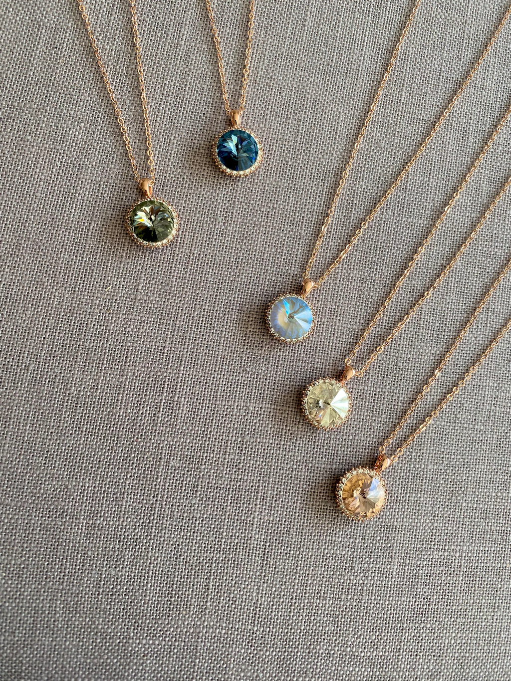 Swarovski Classic Round Pendant Necklace (5 colours)