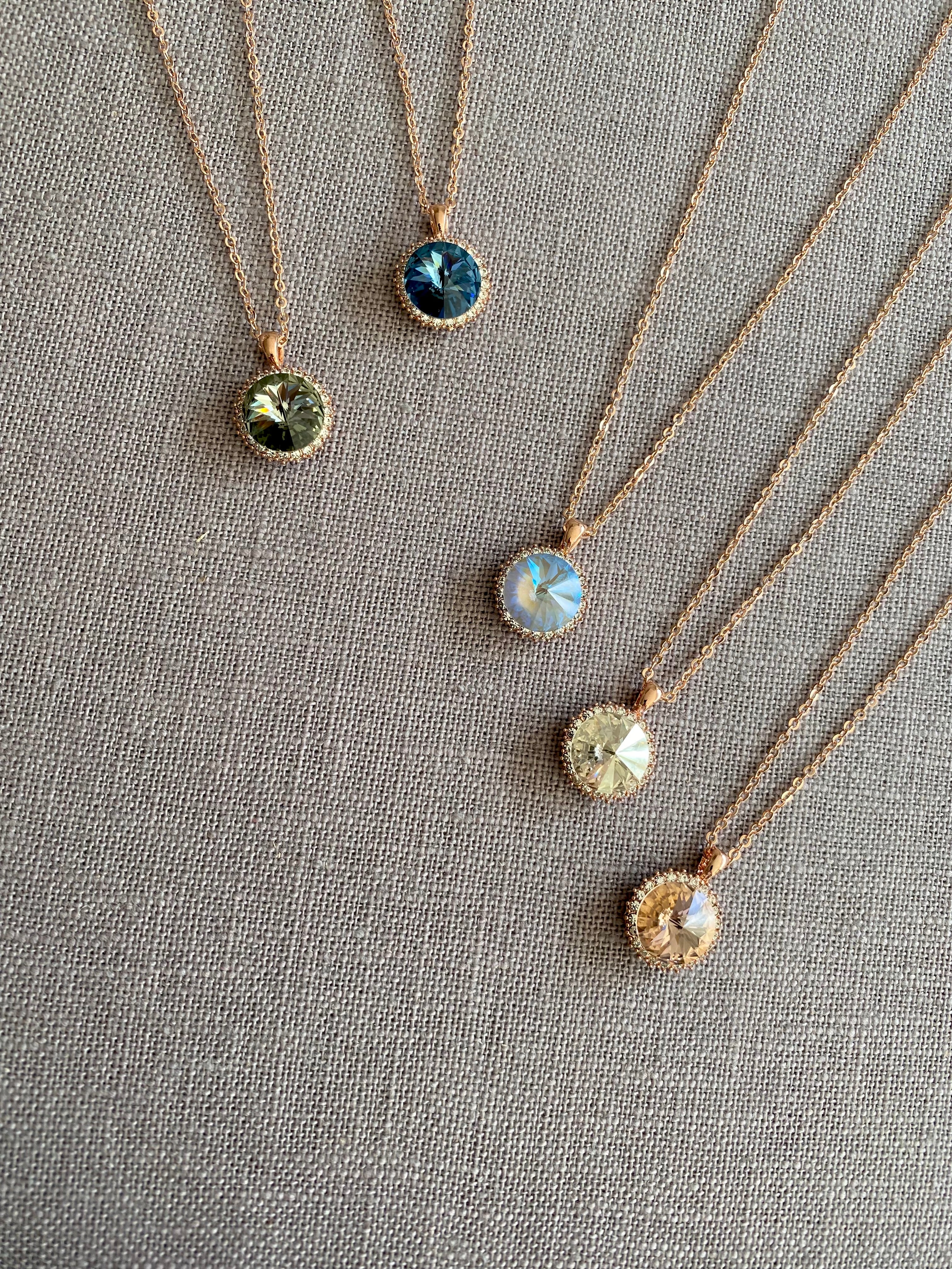 Swarovski Classic Round Pendant Necklace (5 colours)