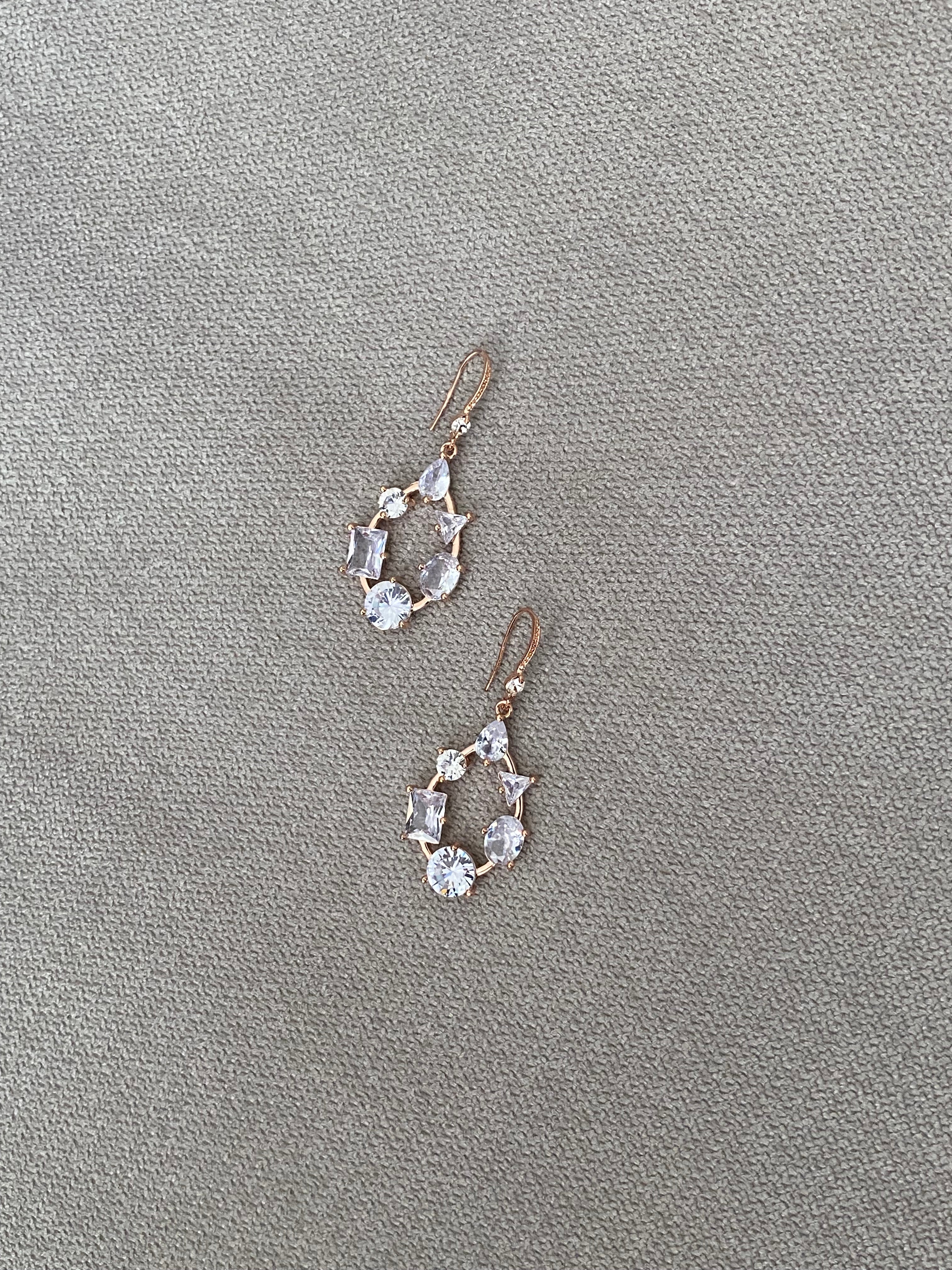 AUR108F16 (2 colours)