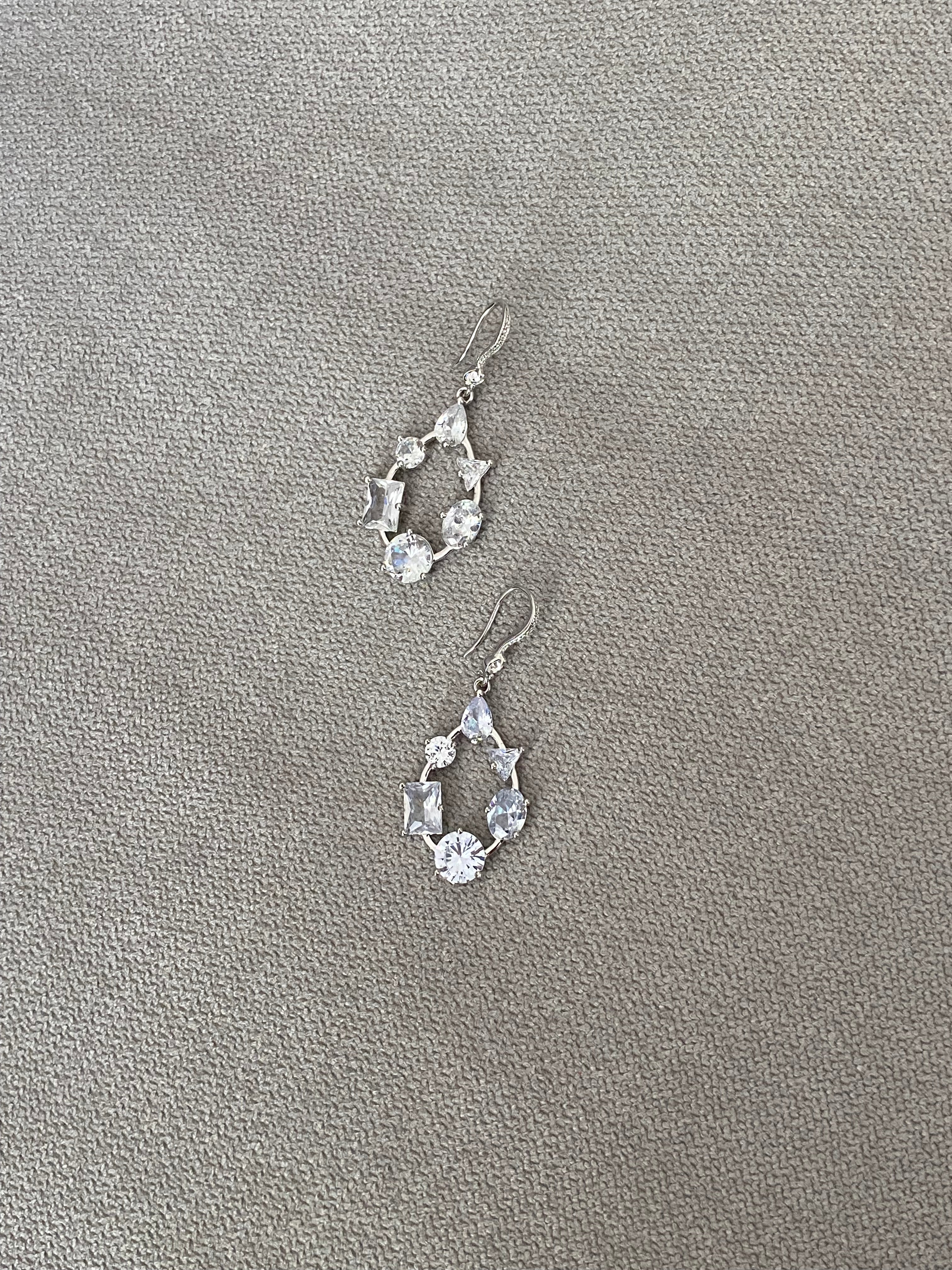 AUR108F16 (2 colours)