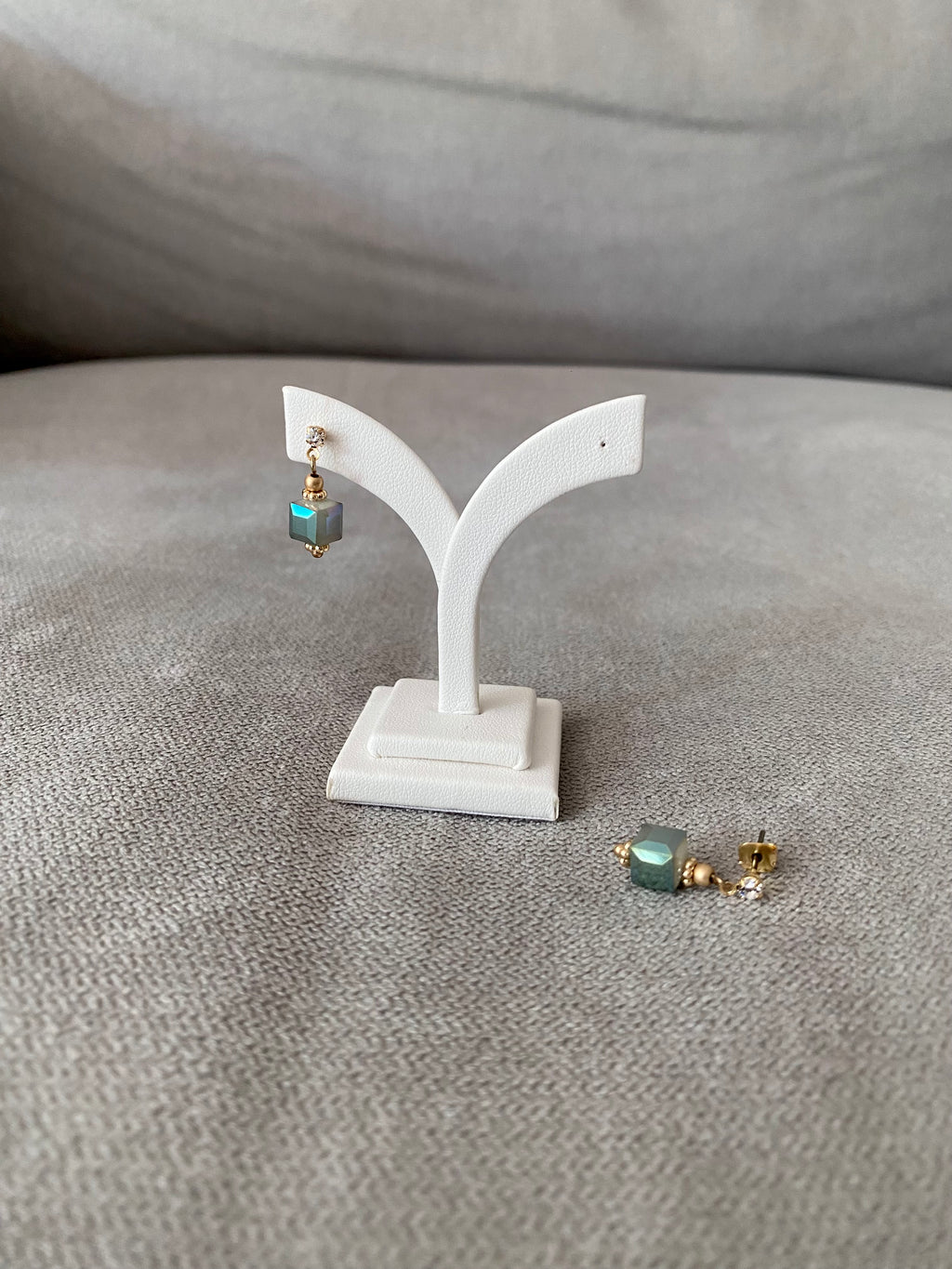 EST67F11 (3 colours)