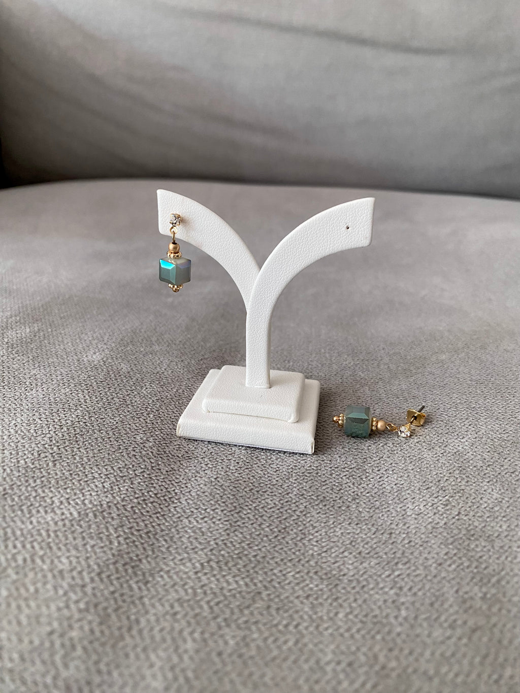 EST67F11 (3 colours)