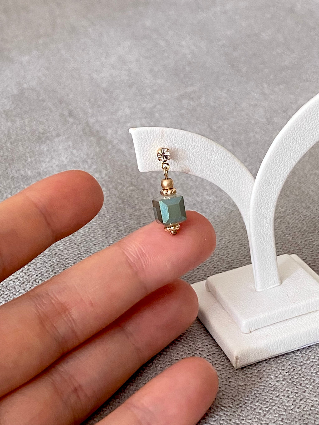 EST67F11 (3 colours)