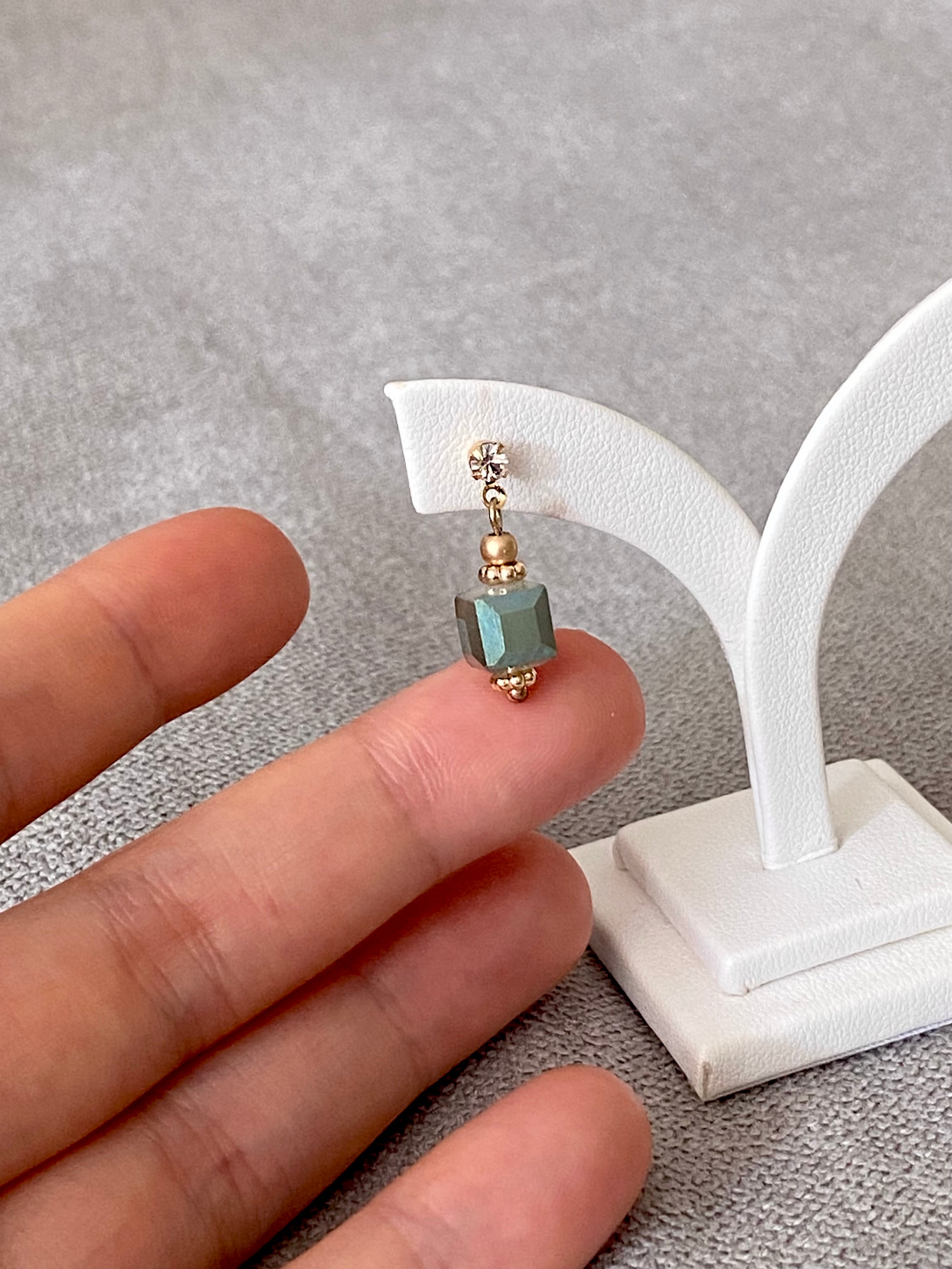 EST67F11 (3 colours)