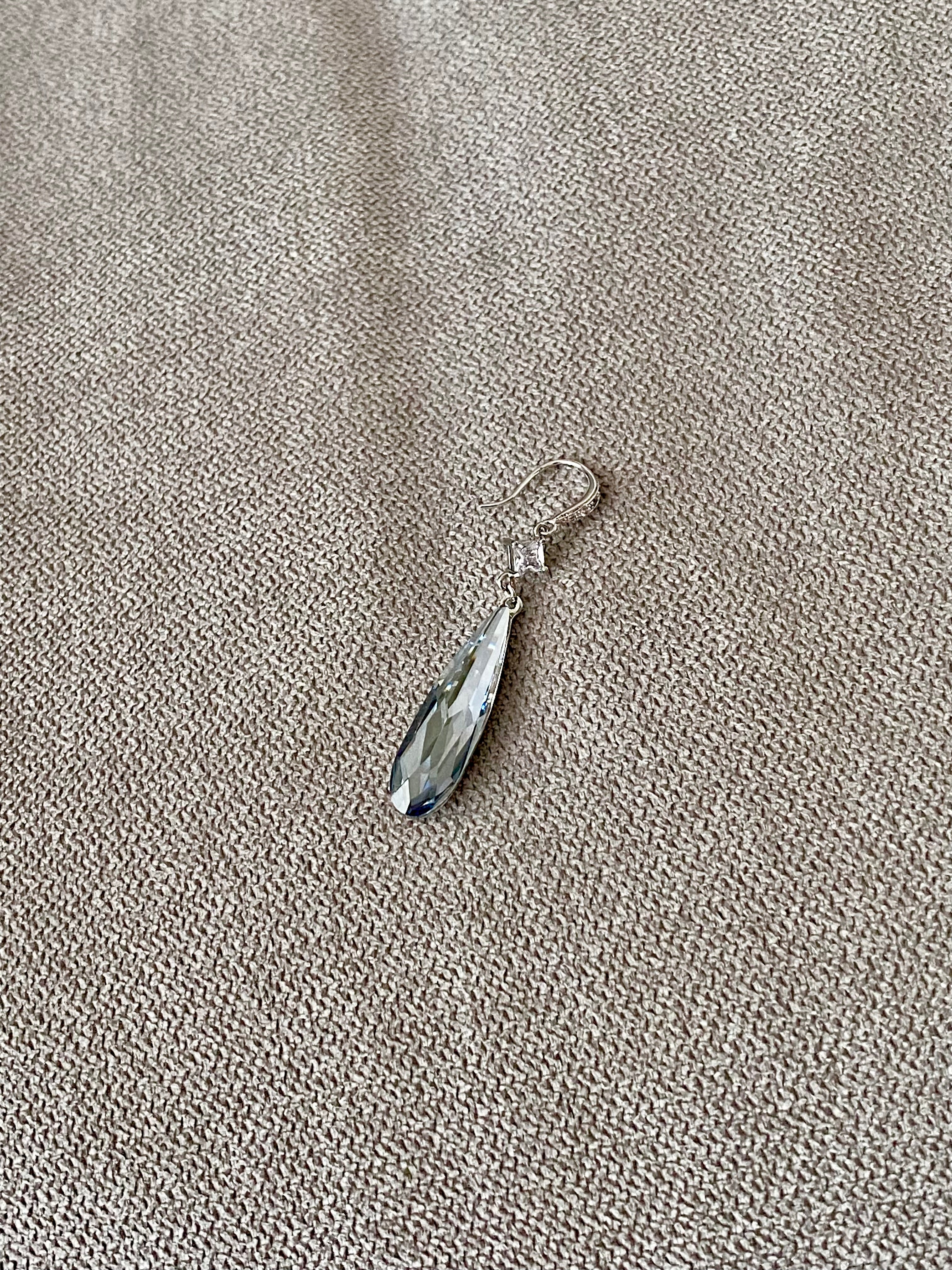 SWA89F42 (4 colours)