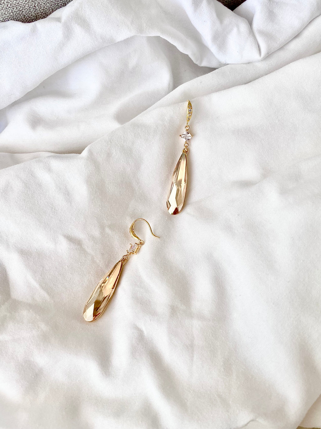 SWA89F42 (4 colours)