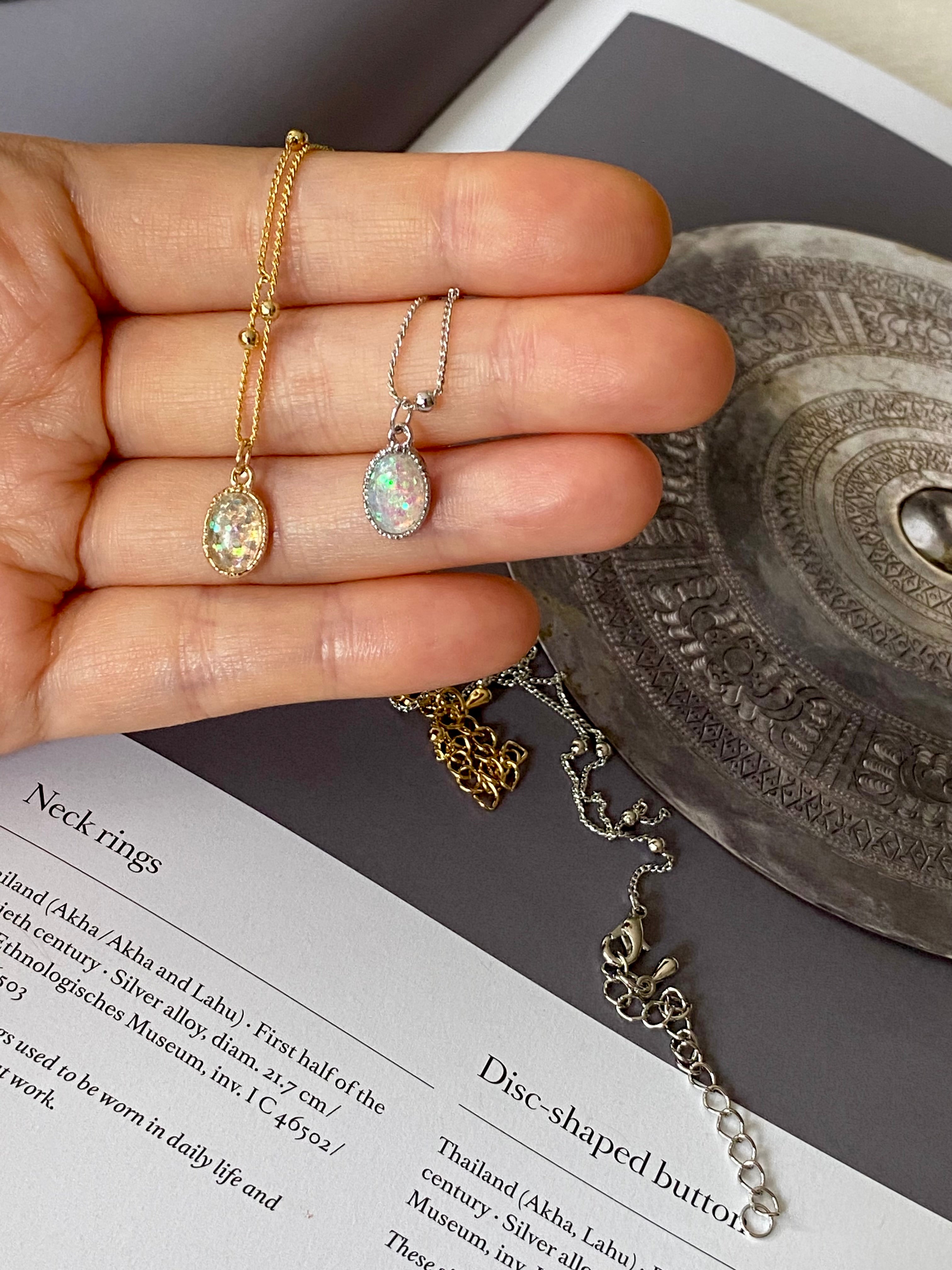 LIV282NF11 (2 colours)