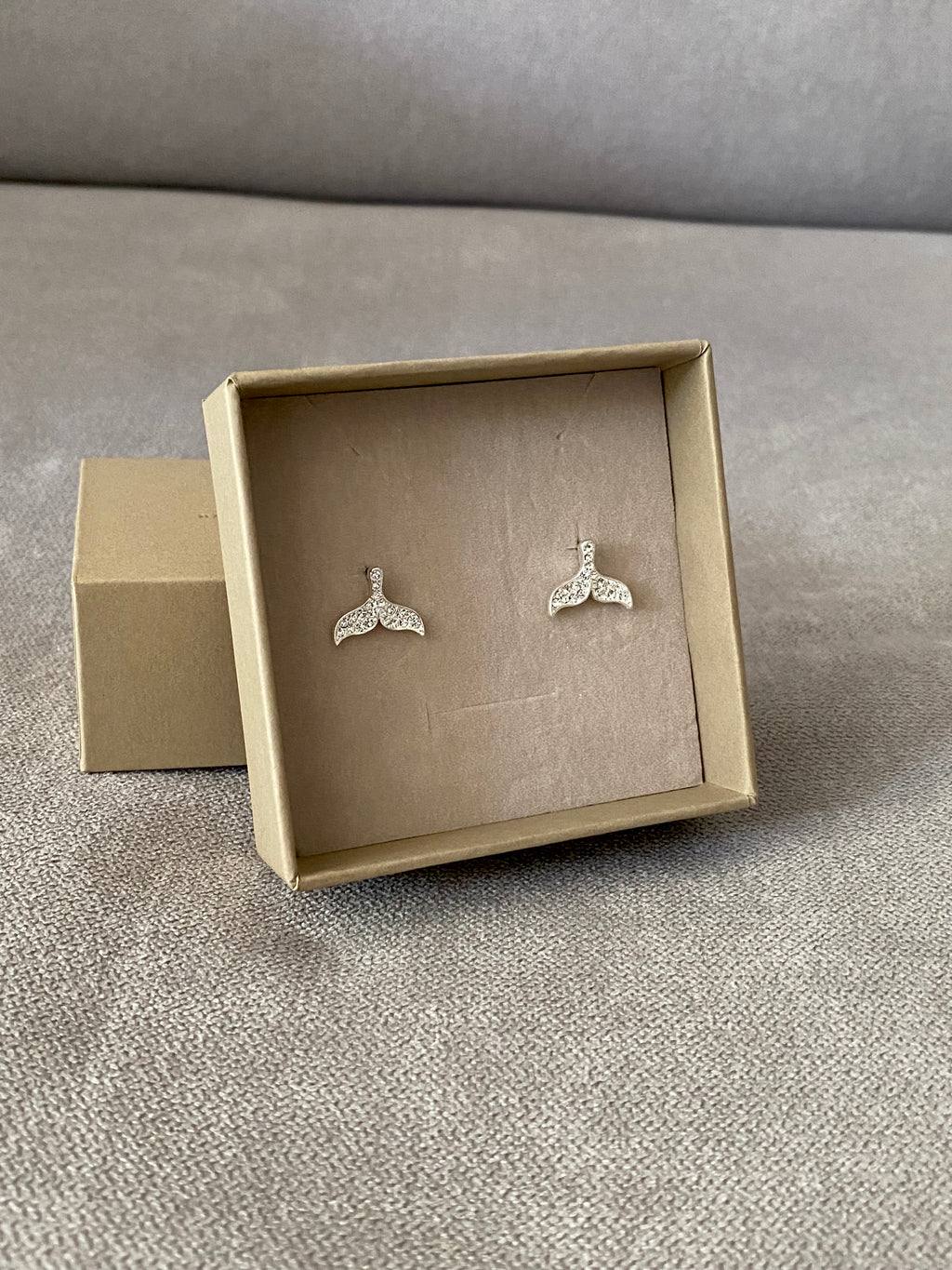 ZIV21F10 (2 colours)