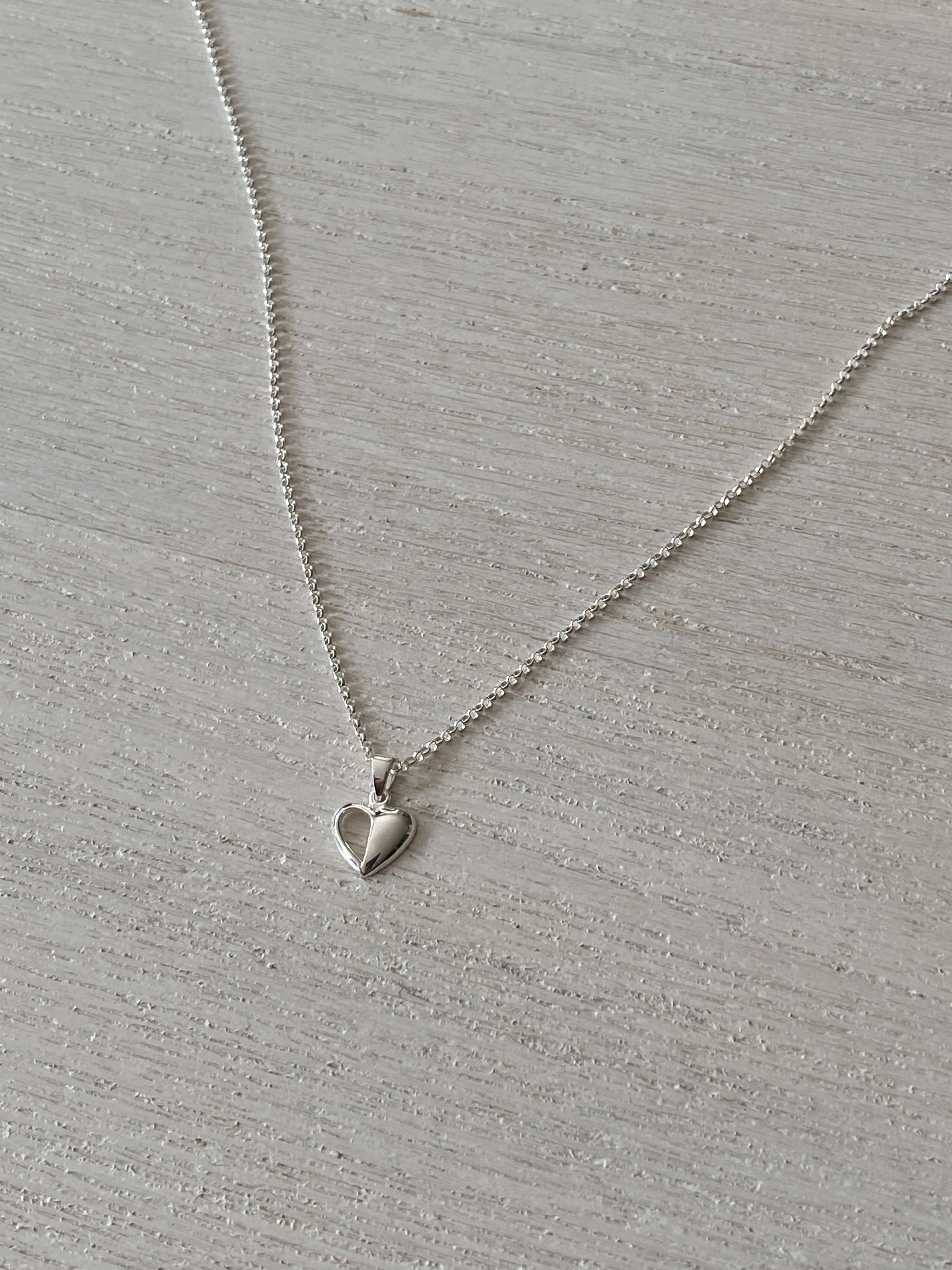 Small Heart Pendant Necklace