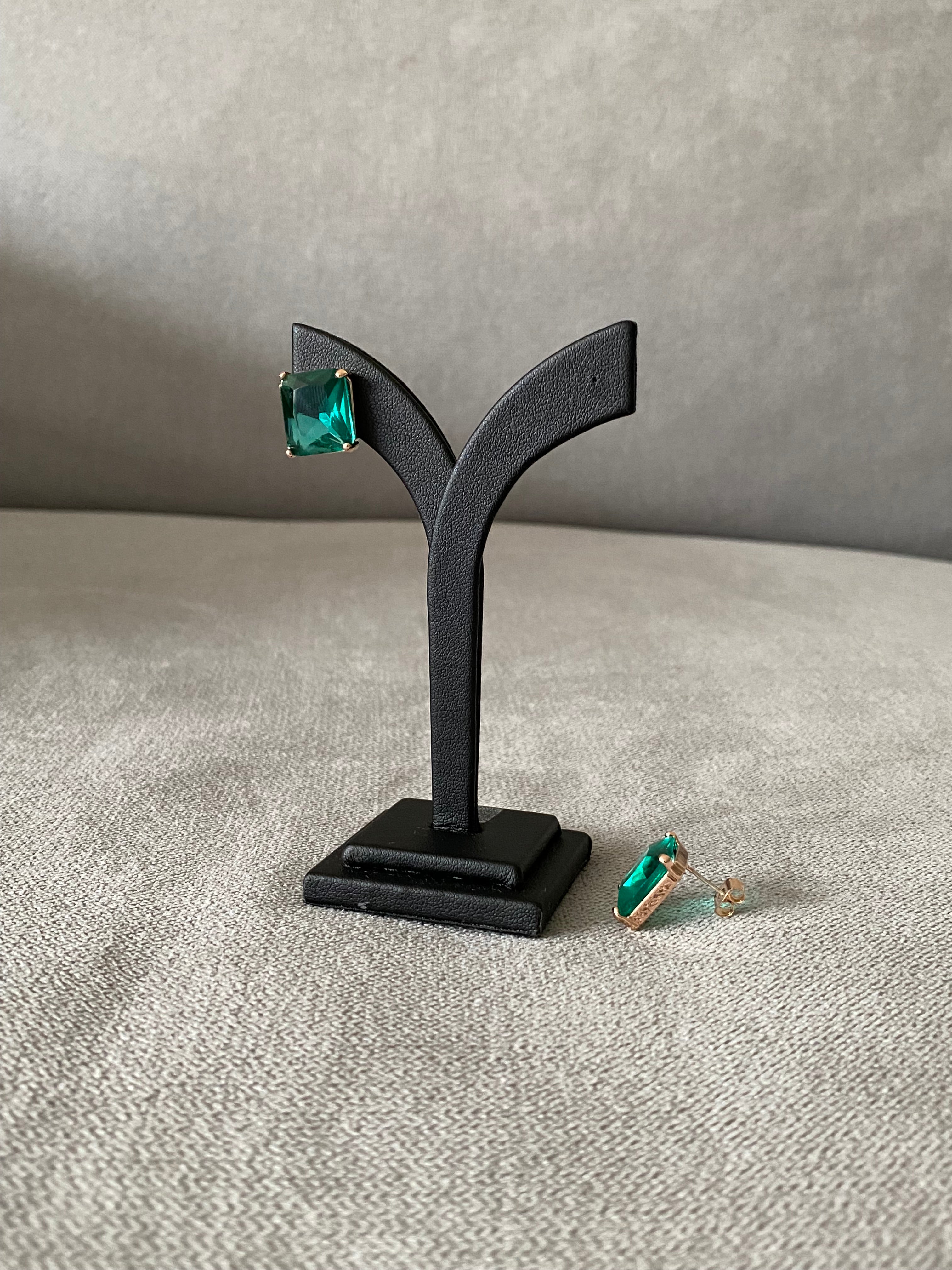 AUR88F12 (3 colours)