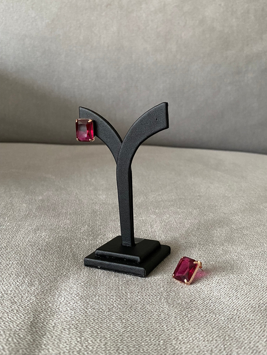 AUR88F12 (3 colours)