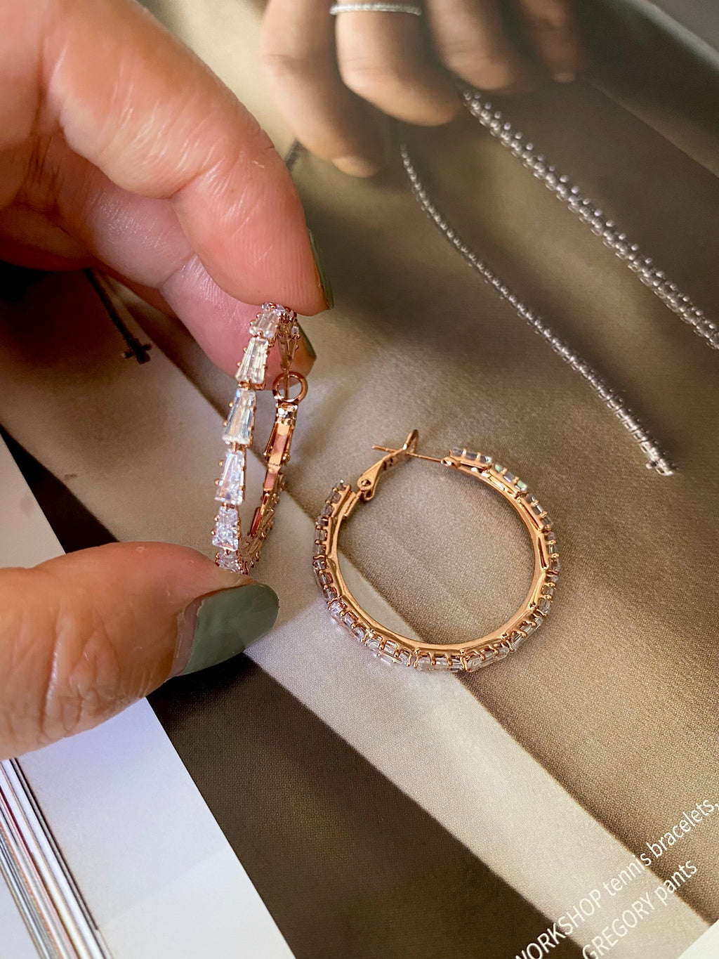 AUR119F22 (3 colours)