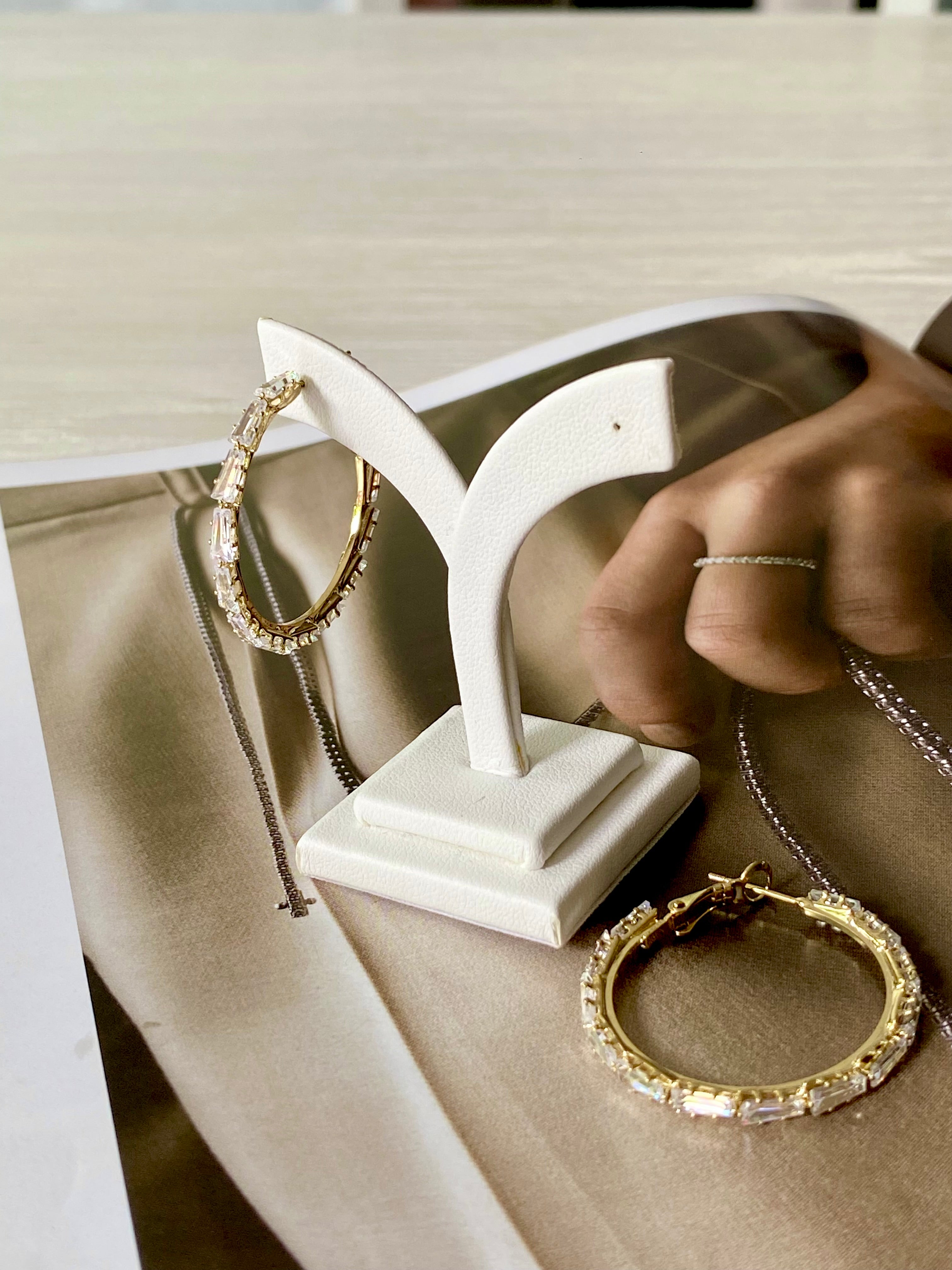 AUR119F22 (3 colours)