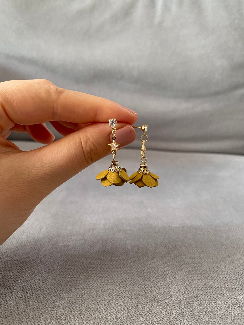 MIR52F12 (2 colours)