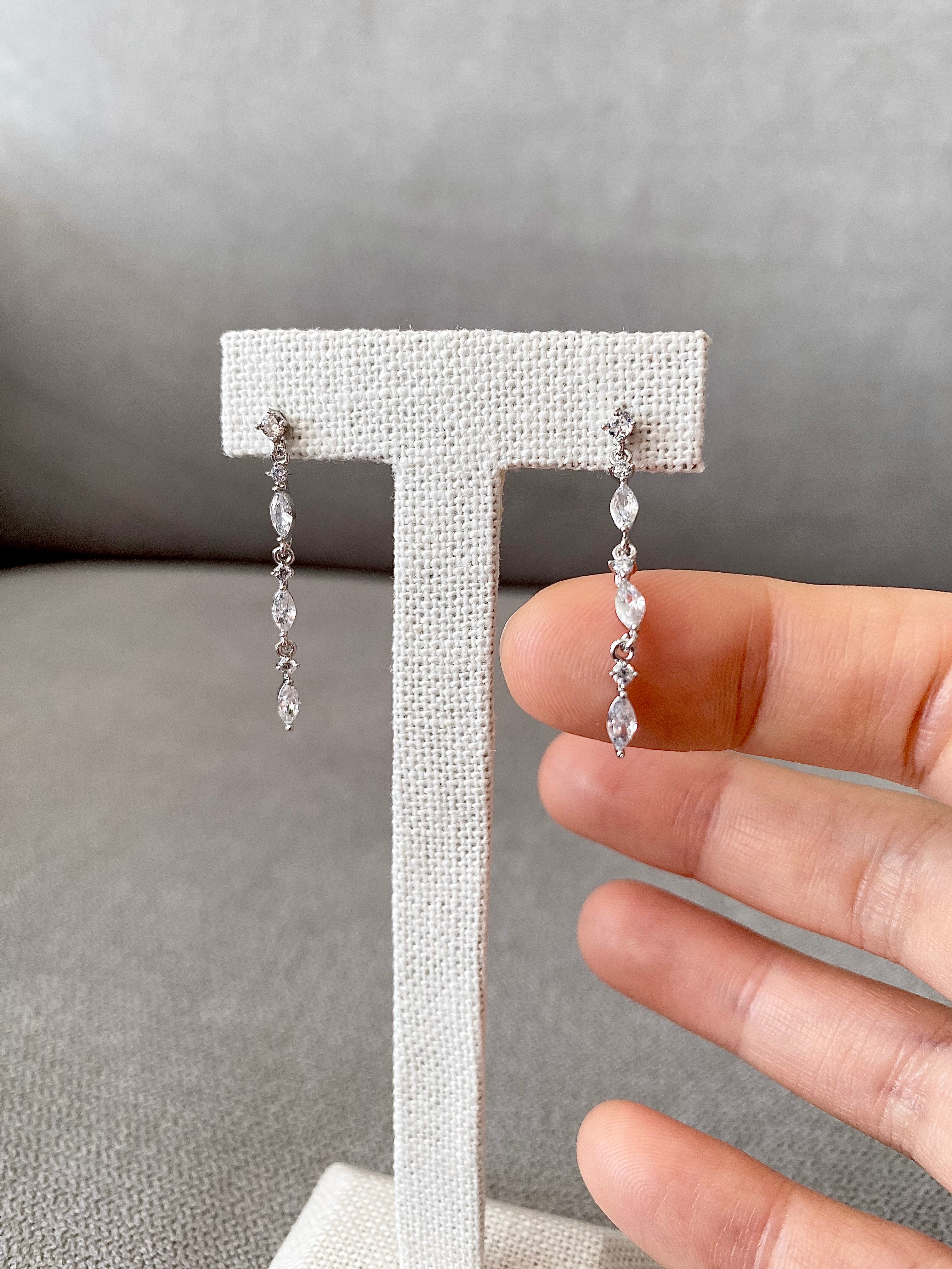 AUR101H12 (2 colours)