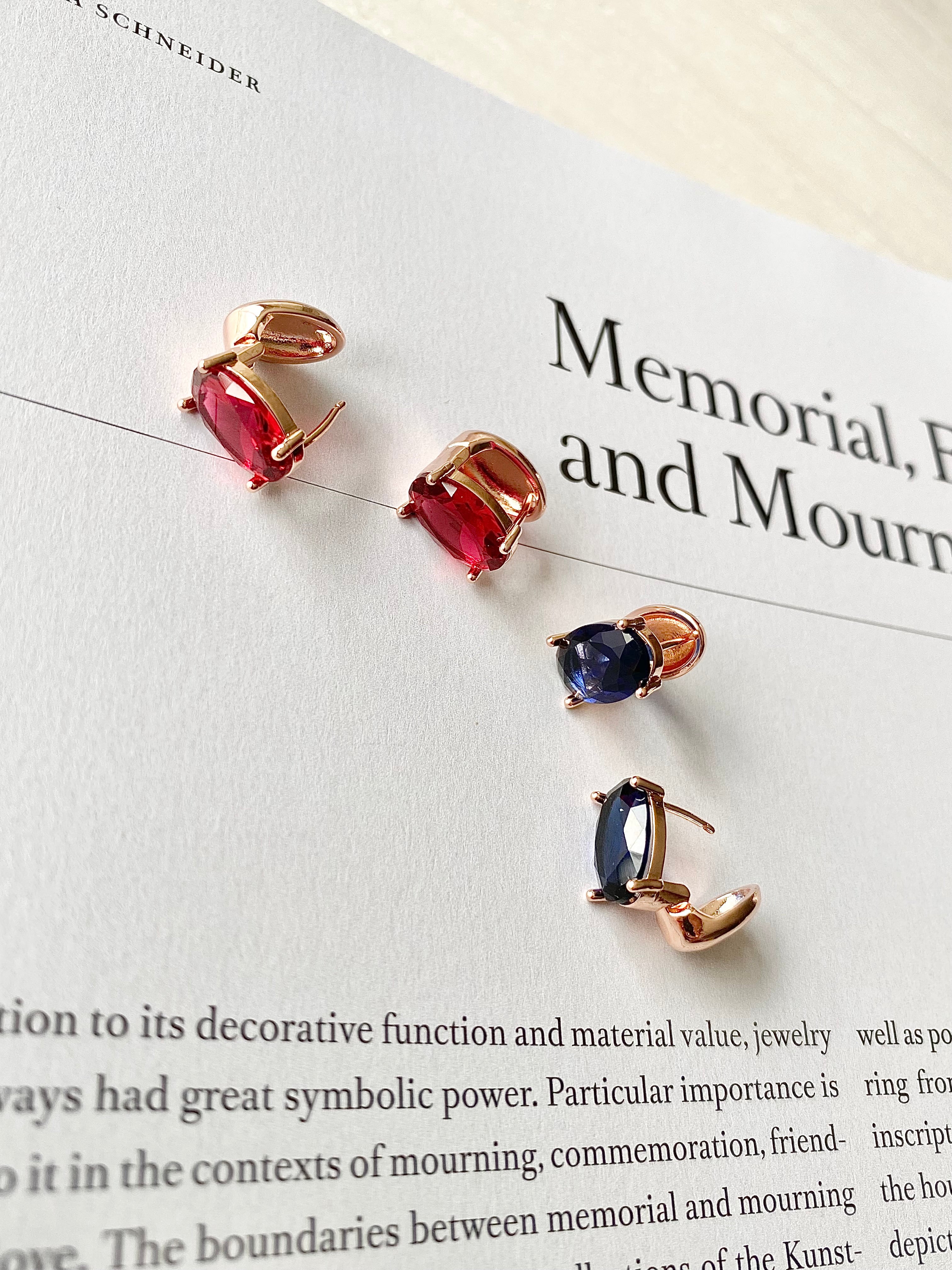 AUR97F15 (2 colours)