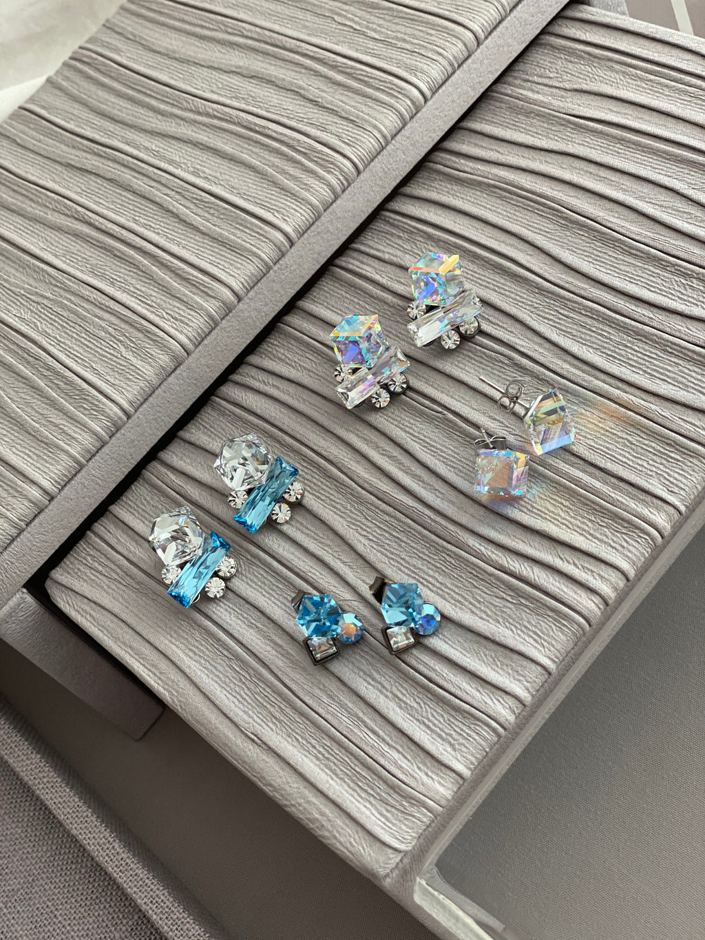 Swarovski N27