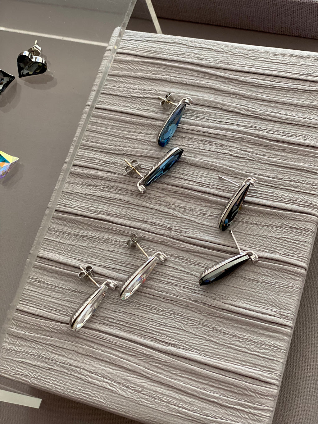 Swarovski N12