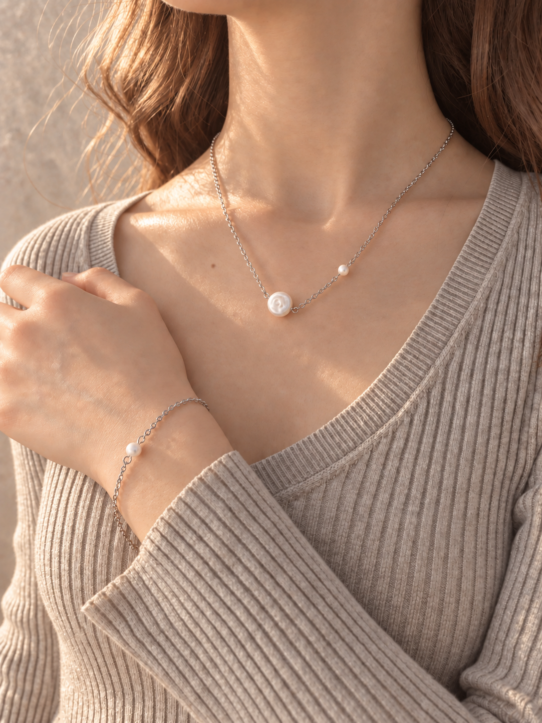 Neila Off-Centre — Freshwater Pearl Bracelet - NEI03B