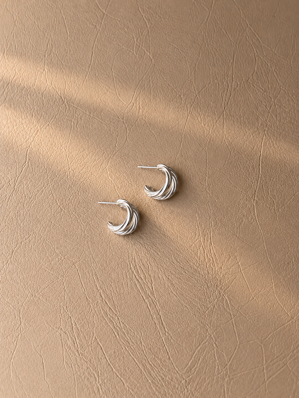 Twist Hoop Earrings - SOR15