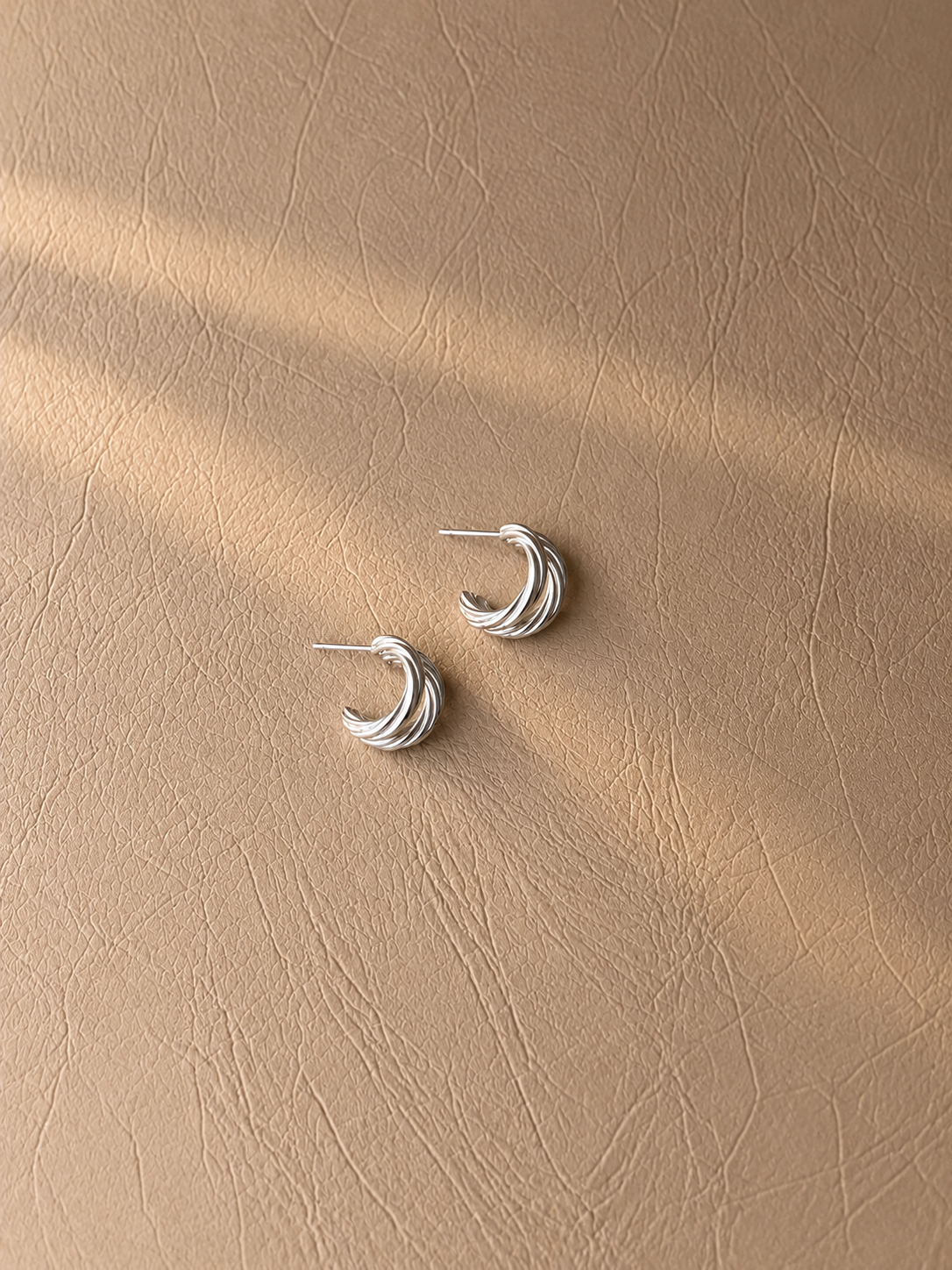 Twist Hoop Earrings - SOR15