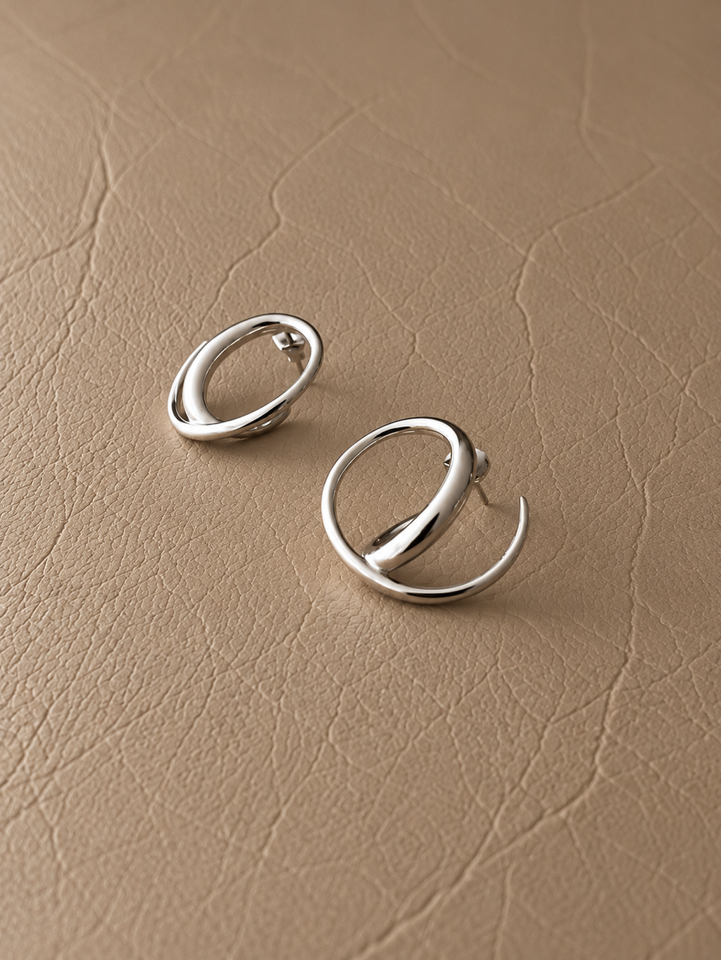 Sculptural Spiral Hoop Earrings - SOR39