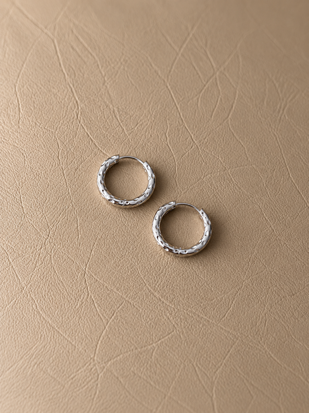Hammered Hoop Earrings - SOR43