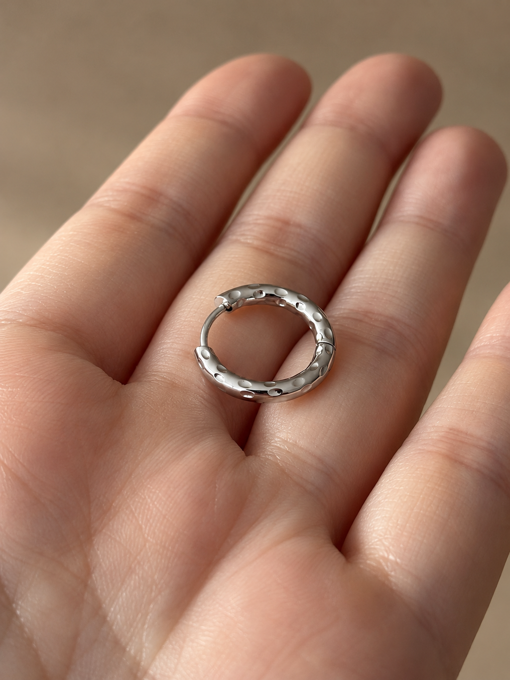 Hammered Hoop Earrings - SOR43
