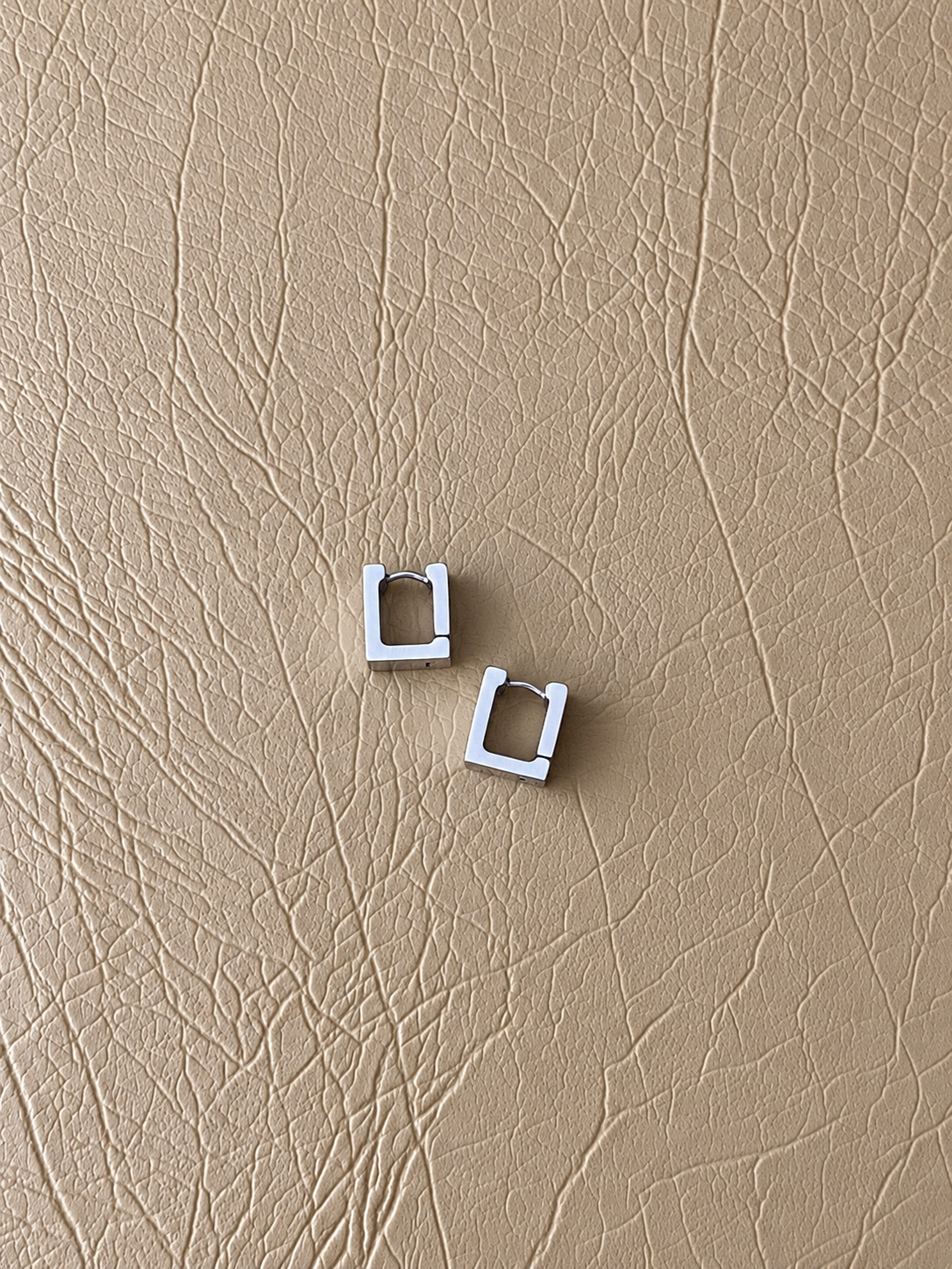 Square Hoops - SOR58