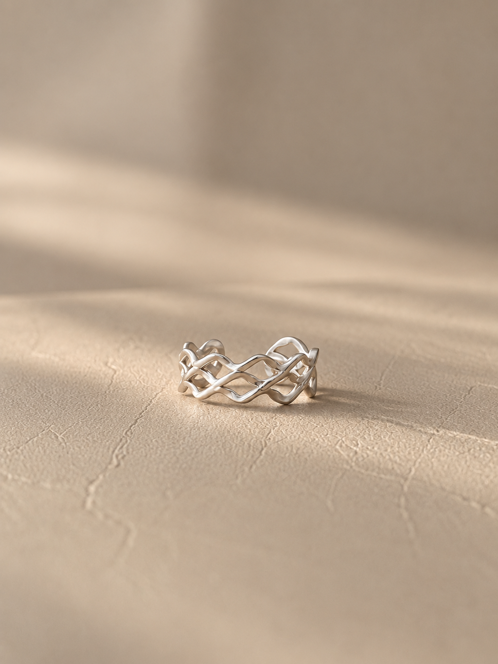 Soren Interlace Ring - SOR67R