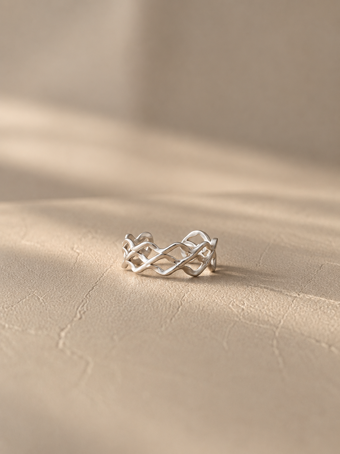 Soren Interlace Ring - SOR67R