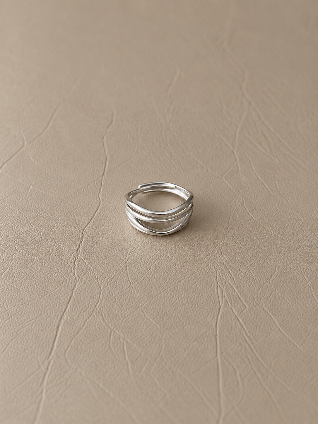 Soren Arc Ring - SOR69R