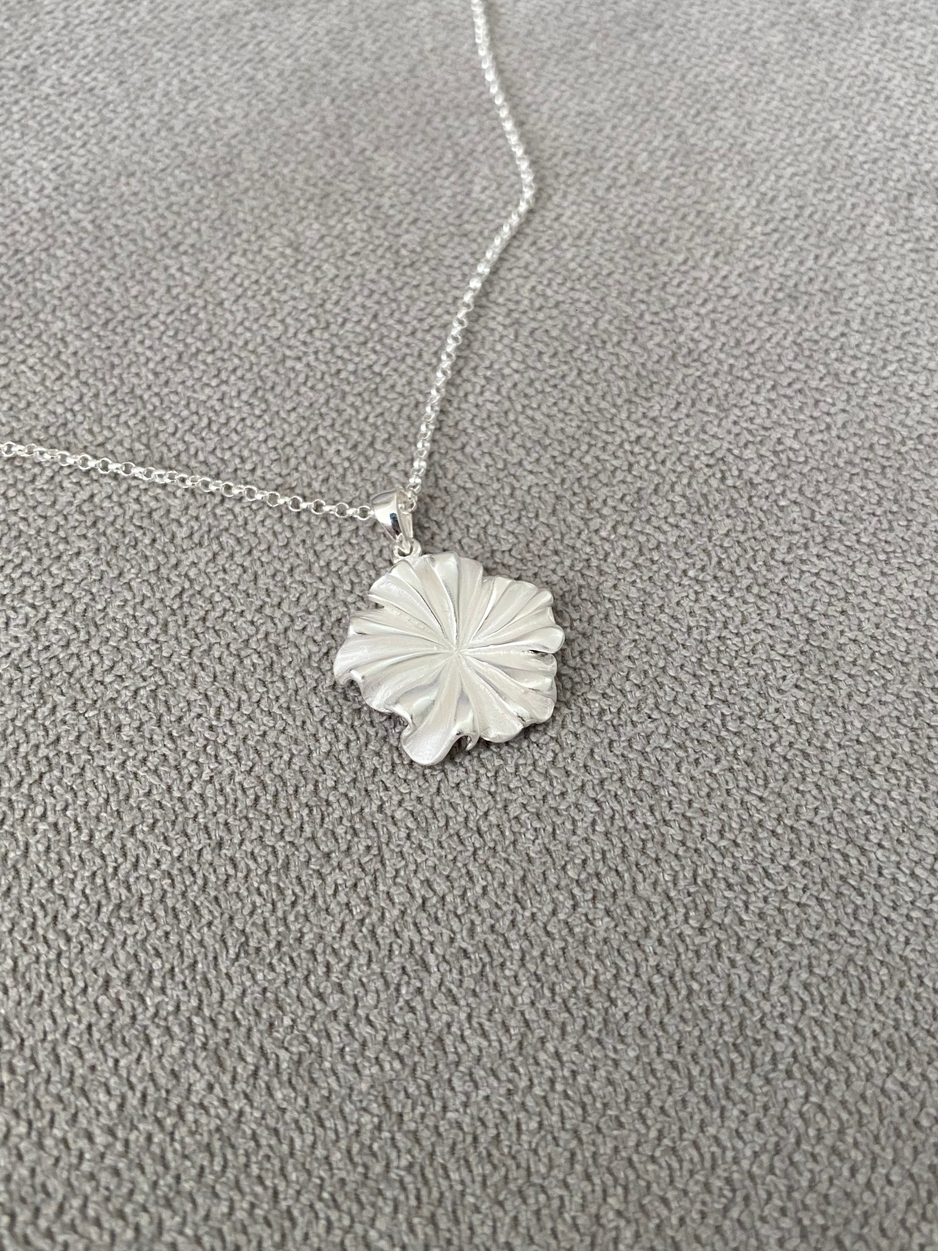 Matte Petal Necklace