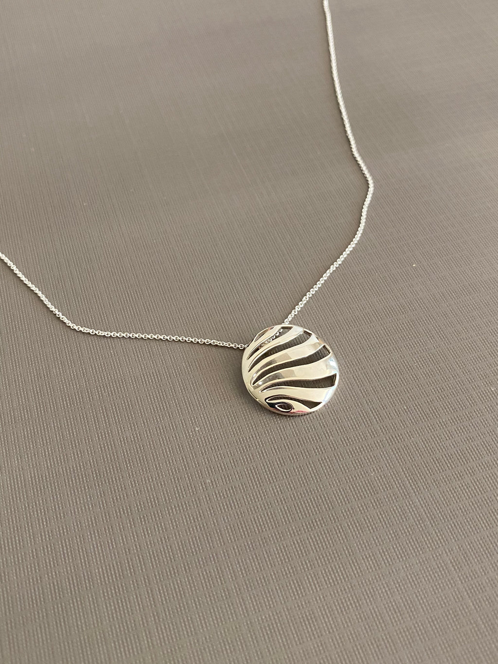 Curved Ring Necklace