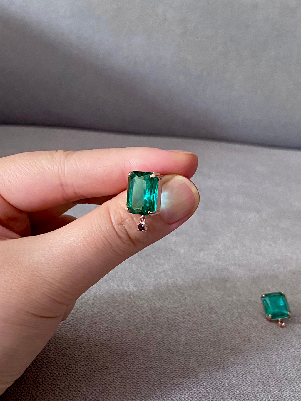 AUR79F14 (2 colours)