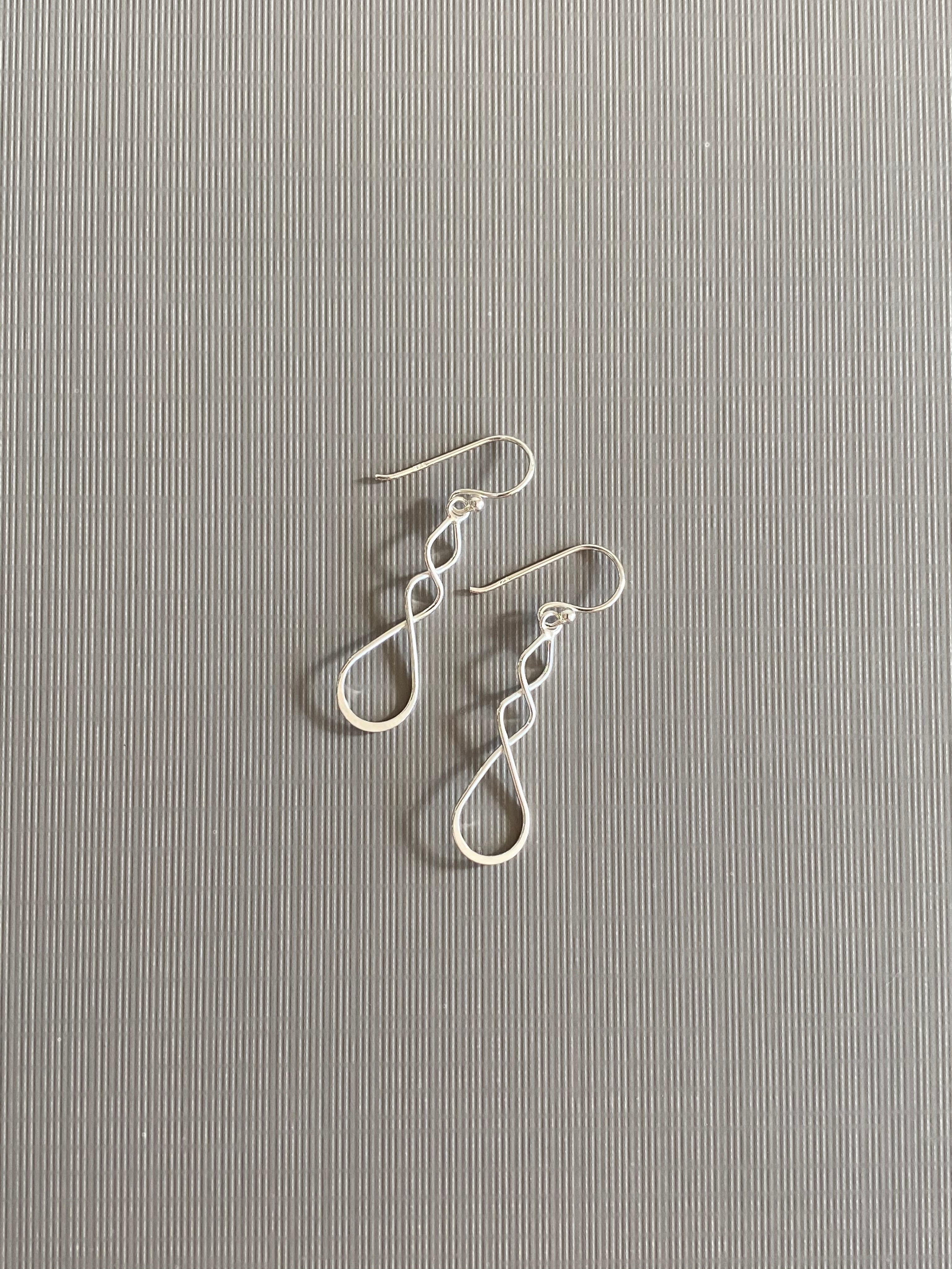 Twisted Line Drop Earrings