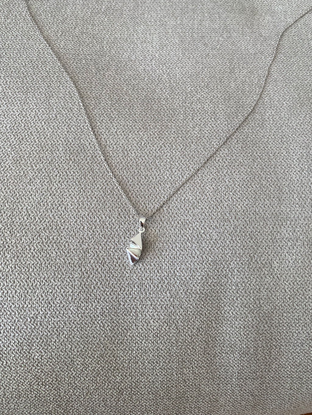 Freeform Pendant Necklace