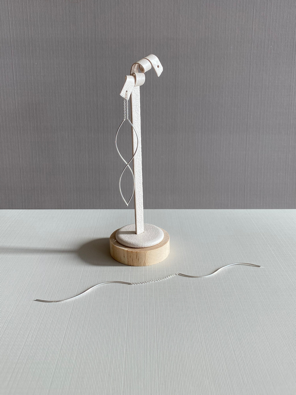 Flow Threader Earrings