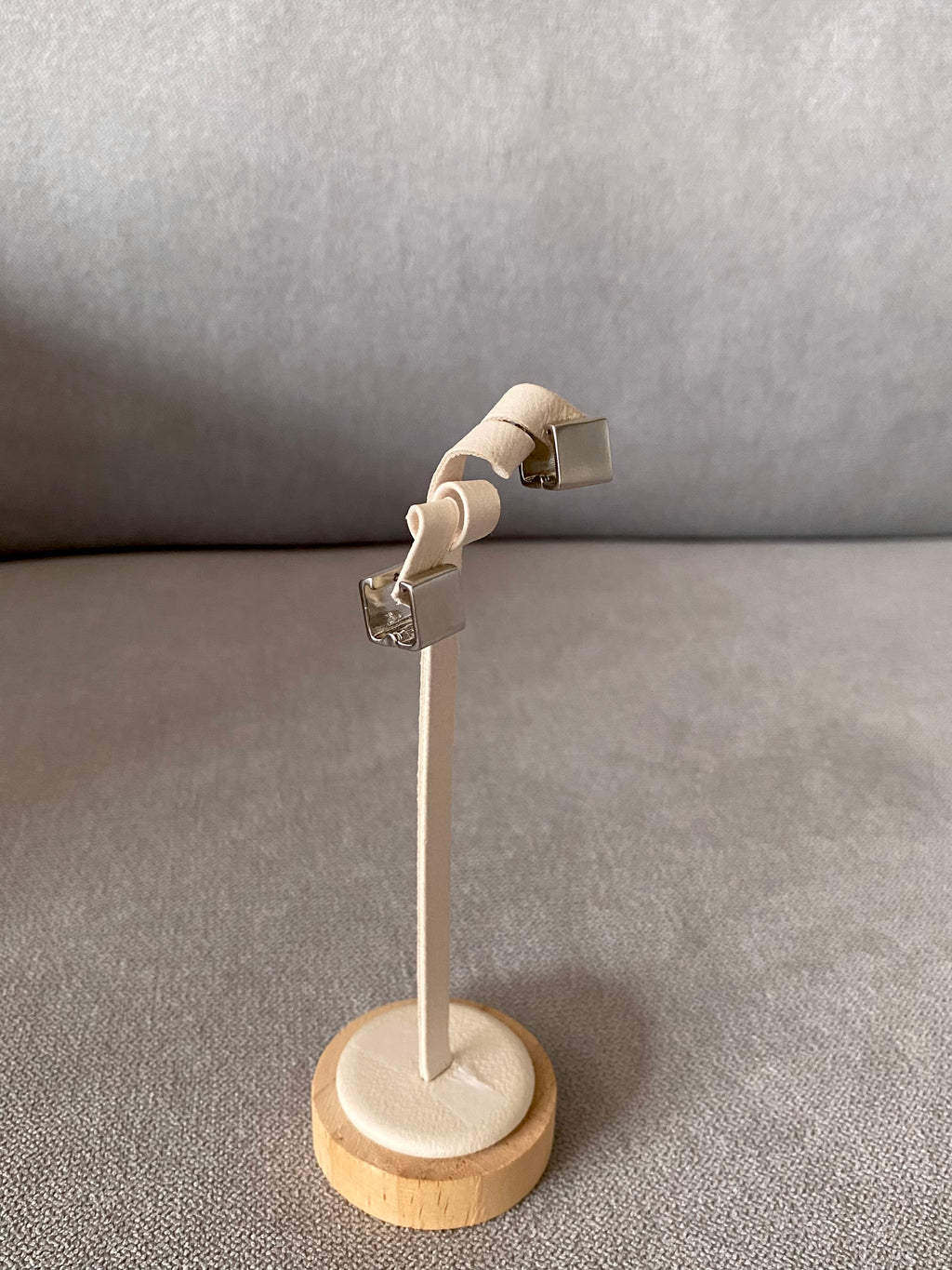 LIV208F11 (2 colours)