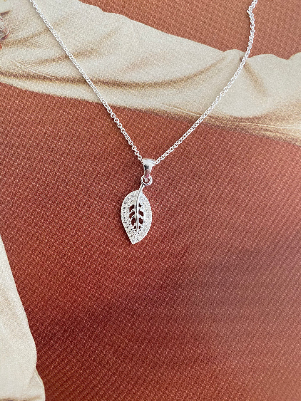 Silver Leaf Pendant Necklace