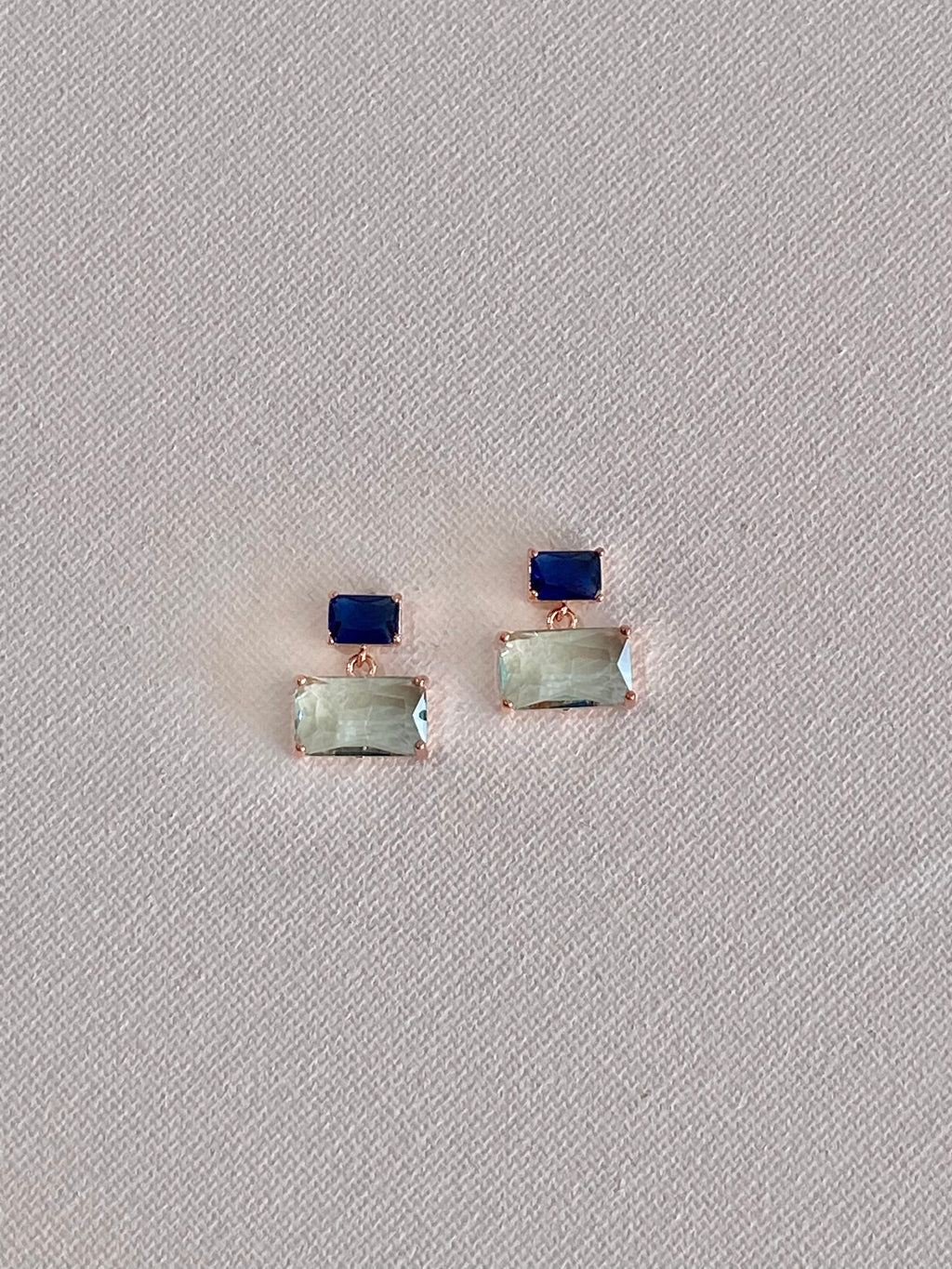 AUR01F21 (4 colours)