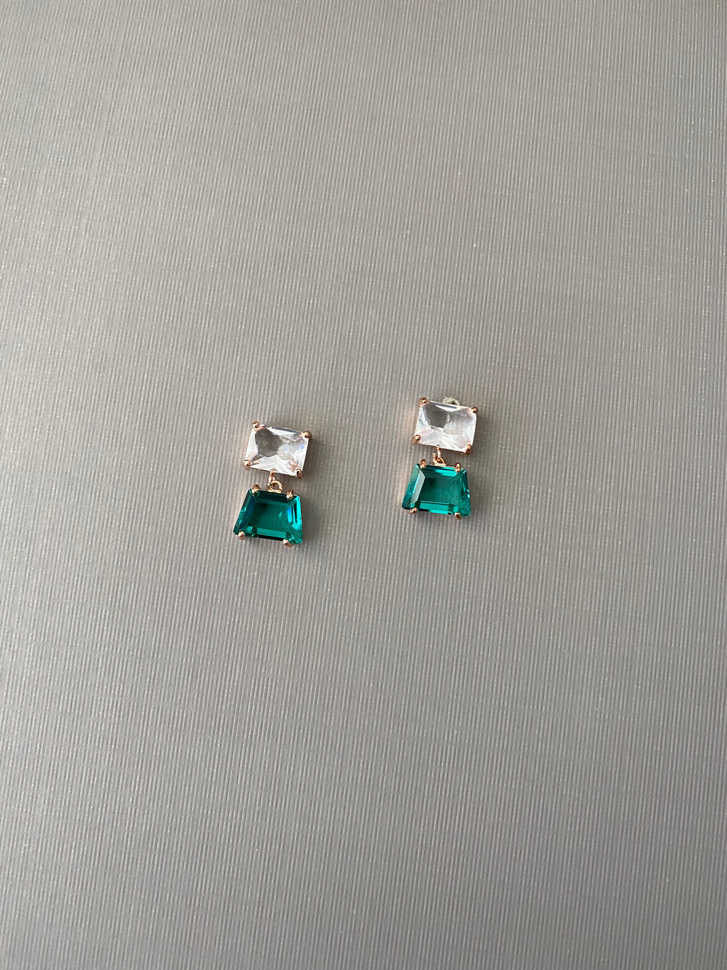 AUR54F16 (3 colours)