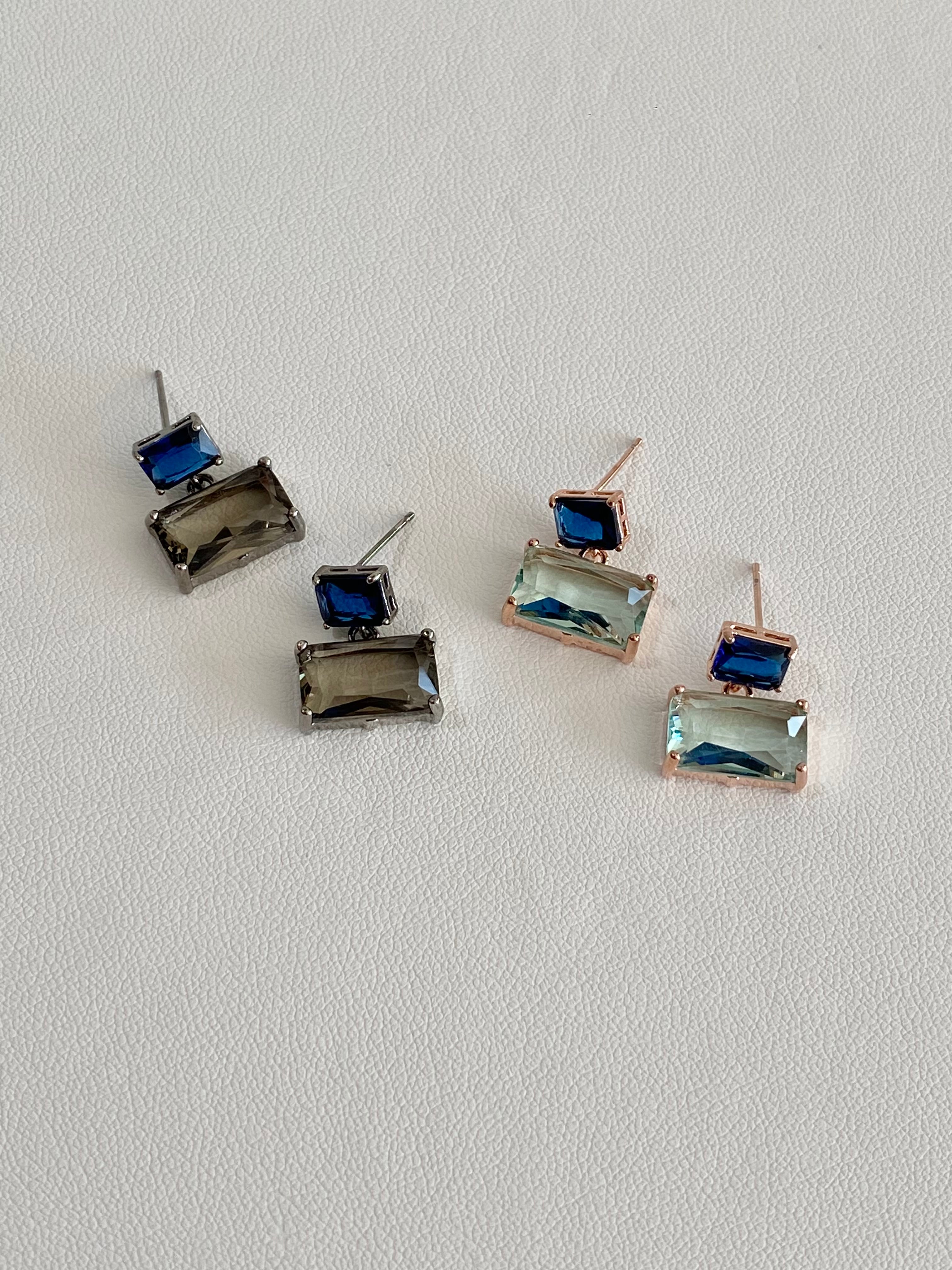 AUR01F21 (4 colours)