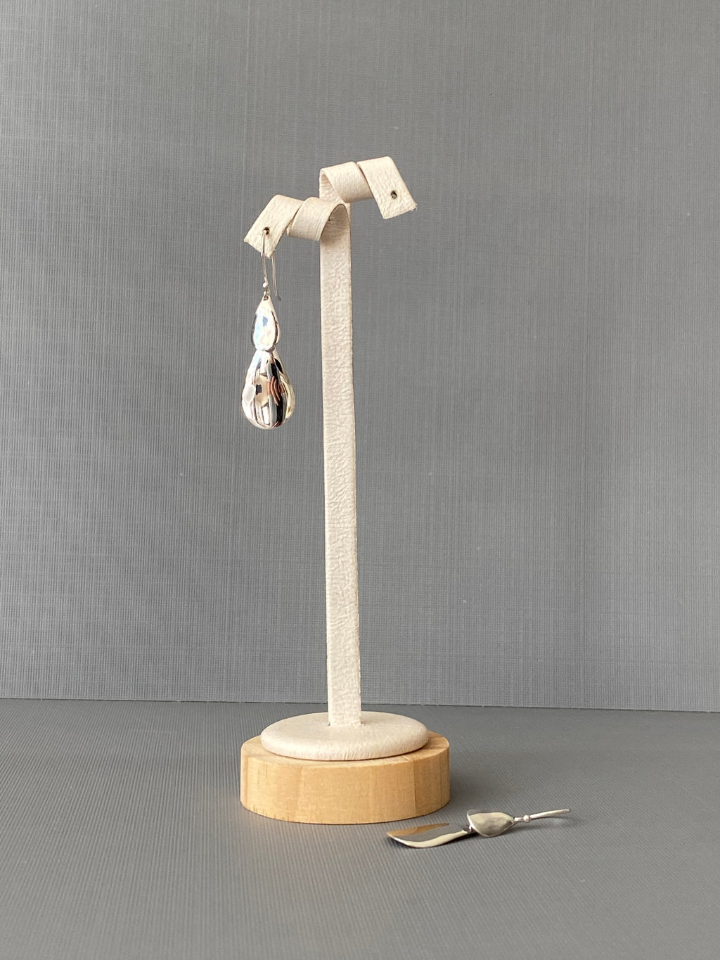 Polished Oval Drop Earrings