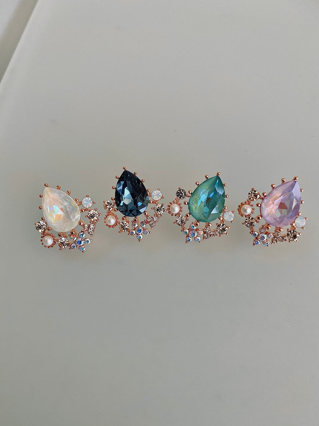 SWA11F34 (4 colours)